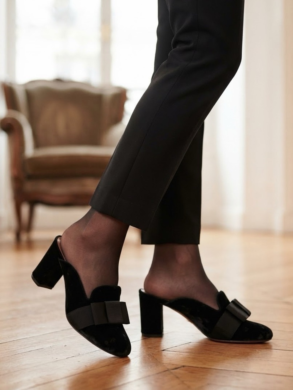 Tabitha Simmons Black Velvet Bow Block Heel Mules Size 38